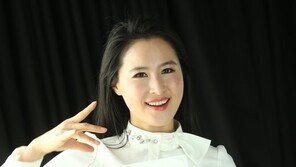 “마술은 쇼가 아닌 오래된 문화행위”…마술사 오은영 새 책 출간