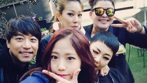 육지담 ‘택시’ 출연 인증샷 공개… 방송서 볼 수 없는 다정함 ‘눈길’