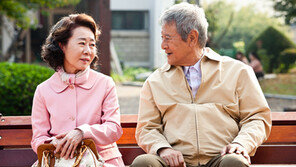 노년 그리고 눈물…새로운 킬러 콘텐츠로 뜬다