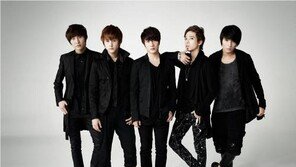 ‘컬투쇼’ FT아일랜드 “이번 노래는 힘들어 죽을 것 같다…술까지 끊어”