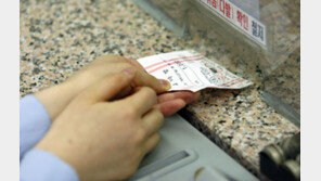 ‘줄을 서시오’는 옛말…마이카드앱 서비스 떴다