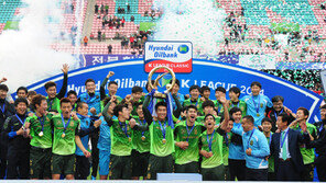 [스포츠와 함께]K리그 7개 프로팀 후원하는 한국축구의 든든한 ‘버팀목’