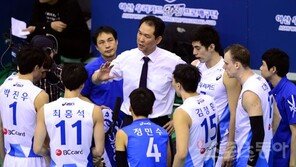 [V리그 레이더] 우리카드, 배구단 임의탈퇴 번복…속사정은?