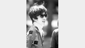 유희열 사과, 콘서트中 19禁 농담? 女관객에 “다리 벌려” 뜨악…후폭풍 거세자 ‘해명’