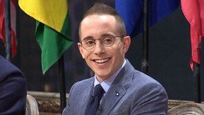 ‘비정상회담’ 타일러 “스칼렛 요한슨 코푼 휴지 값, 무려 700만 원”