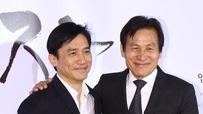 [연예 뉴스 스테이션] 양조위, 임권택 감독 신작 ‘화장’ 시사회 참석