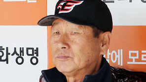 ‘야신’ 김성근 감독 “왼손대타·포수 필요했다”