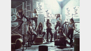 소녀시대, ‘Catch Me If You Can’ 뮤비 공개… 파워풀한 댄스 ‘눈길’