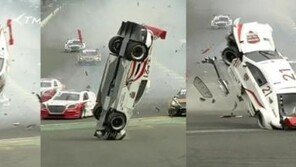 김진표, 레이싱 도중 대파사고… 차량 공중으로 떠올라 회전 후 대파