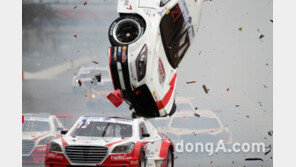 [2015 슈퍼레이스 현장]김진표 개막전 대형 사고…브레이크 ‘말썽’