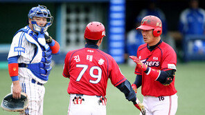 [스타플러스] 홈런 2방으로 컴백 알린 김주찬