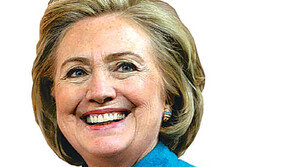힐러리, 대선 출마 선언… ‘귀족 정치’ → ‘중산층’ 이미지 탈피