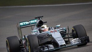 메르세데스 F1팀, 루이스 해밀턴·니코 로즈버그 “中 그랑프리 원투 피니쉬”