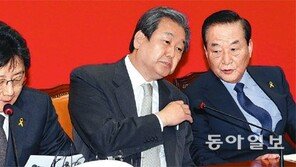 김무성 “野도 함께 조사 받아야”… 문재인 “엉뚱한 소리”