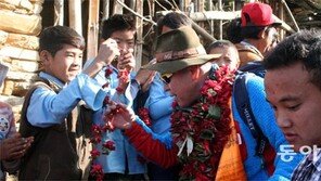 엄홍길 대장 “16좌 등반, 에베레스트에 16개 학교 짓는게 꿈”