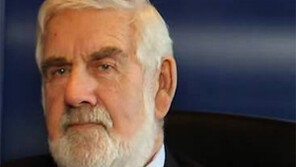 “英최고 무공훈장 ‘빅토리아 십자훈장’, 목숨 바쳐 지킨 대한민국에 바칩니다” 