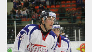 테스트위드 “매경기 후 애국가 울리게 하겠다”