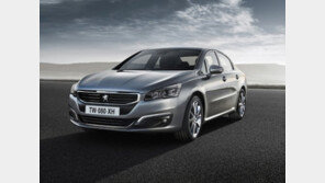 푸조 508, 지휘자 ‘이반 피셔’ 의전 차량 제공