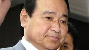 이완구 총리 사의 표명, 진중권 교수 “총리 하나 제대로 세우지 못하는 정부…”