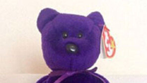 벼룩시장에서 발견한 1억 가치 곰 인형, 생김새 보니…