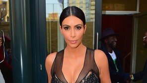 [화보] 킴 카다시안 부부, ‘세계 영향력 있는 100인’에 선정