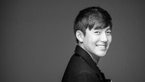 이정진 사진전 개최, 아트테이너 변신…판매 수익금 전액 기부