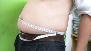 포만감 높은 식품, 식사 전 물 마시면 60칼로리 줄일 수 있다?