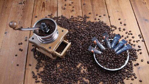 커피전문점 성적표 보니…실속파는 이디야, 스타벅스는?