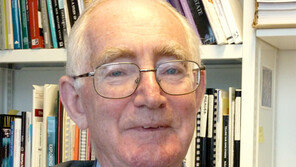 앳킨슨 교수 “한국 교육격차 해결하려면 부의 격차 먼저 줄여야”