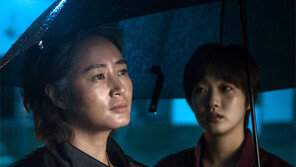 한국 여성 누아르의 새 지평 활짝… 29일 개봉 ‘차이나타운’의 투톱 히어로