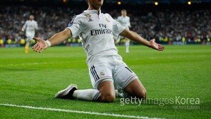 레알, UEFA 챔피언스리그 준결승 진출…‘치차리토 결승골로 설움 씻었다’