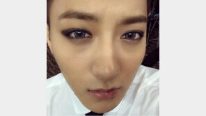 타오, 엑소 탈퇴설… 타오父 “팬들에게 큰 상처가 될 결정…사죄드린다”