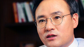 장동현 SKT 사장 “플랫폼 기업으로 탈바꿈”