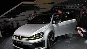 폴크스바겐, ‘400마력’ 슈퍼 골프 R400 양산 돌입