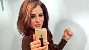 플레이보이 모델, 성관계 영상 담긴 휴대폰 잃어버려…