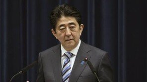 아베, WP와 인터뷰서 위안부 강제동원 언급하며 “인신매매 가슴 아파” …행간 의미는?