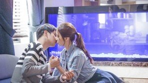 ‘냄보소’ 박유천, 신세경과 ‘심쿵 키스’… 무감각男 맞아?