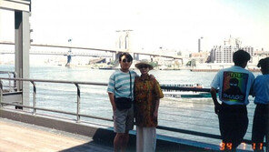 이승철, ‘어머니의 가치’ 느끼게 하는 사진공모전 벌인다