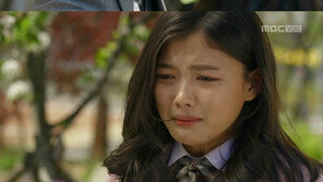 ‘앵그리맘’ 김희원, 친부 아니라고 고백… 김유정 ‘눈물’