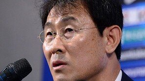 윤덕여 감독 “WK리그서 잘하는 선수들 우선으로 뽑았다”