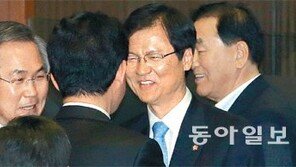 기세등등 천정배 “새정치聯과 겨룰 것”… 복당 일축