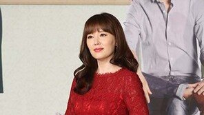 하희라 모친상…최수종과 함께 슬픔 속 빈소 지켜