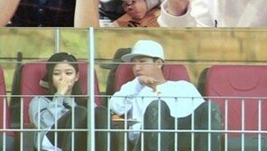 바로·김유정, JS컵 경기장에서 포착… 서신애도 함께?