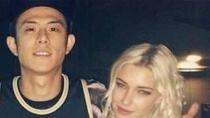 래퍼 빈지노, 獨 스테파니 미초바와 열애설…다정한 스킨십 포착? SNS 인증샷 ‘대박!’