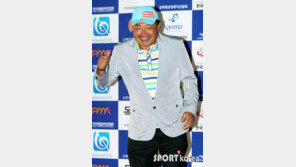 김흥국 입담, 美진출…한인방송서 ‘들이대쇼’ 진행