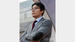 황선홍 “어린이날 가족과 보낸다면? 아들과 볼 차고 싶다”