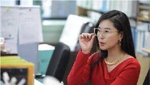 ‘프로듀사’ 예지원, 예능국 막강 실세로 변신…베일에 싸인 인물, ‘A4의 여왕’?