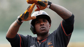 T세리머니 못 본다…한화, 모건 방출