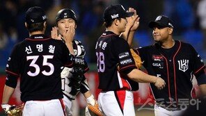 [스타플러스] 프로 데뷔 첫 만루포…용덕한의 인생극장