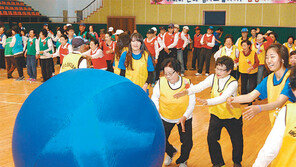 [대구/경북]‘하하호호’ 신나는 어르신 체육대회